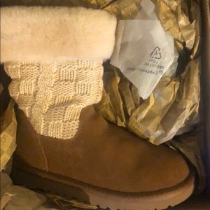 Ugg Boots Juniper Toddler size 13